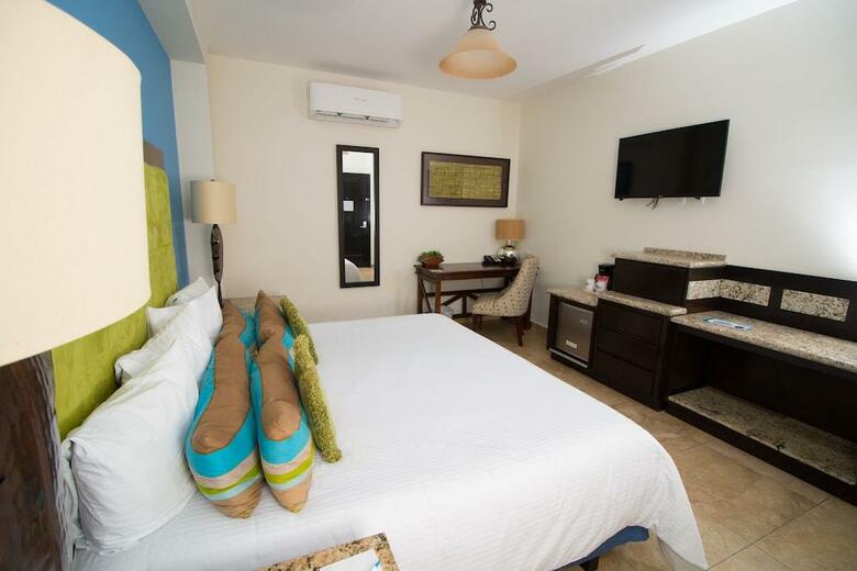Hotel Hblue Business Class