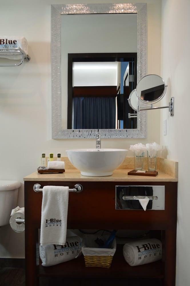 Hotel Hblue Business Class