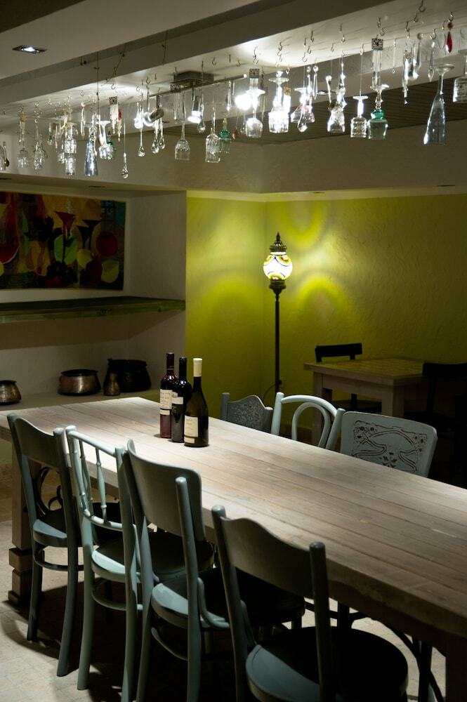 No12 Boutique Hotel