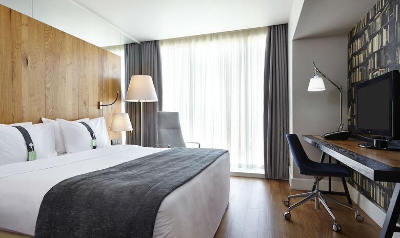 Hotel Holiday Inn Tbilisi
