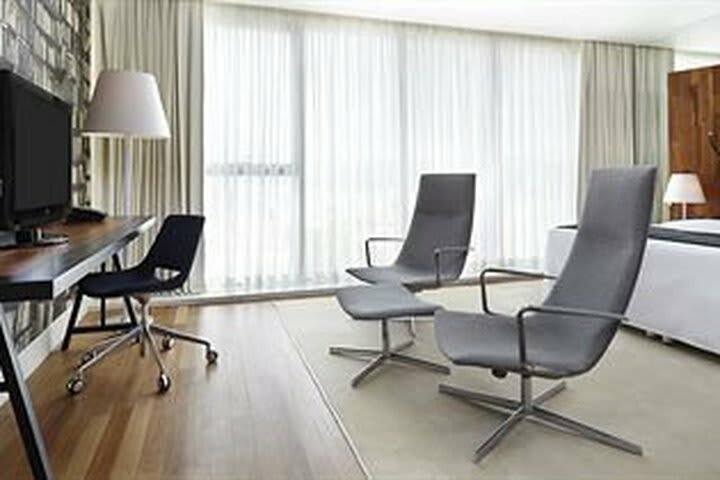 Hotel Holiday Inn Tbilisi