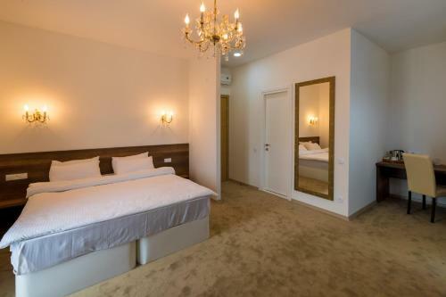 Alliance Hotel