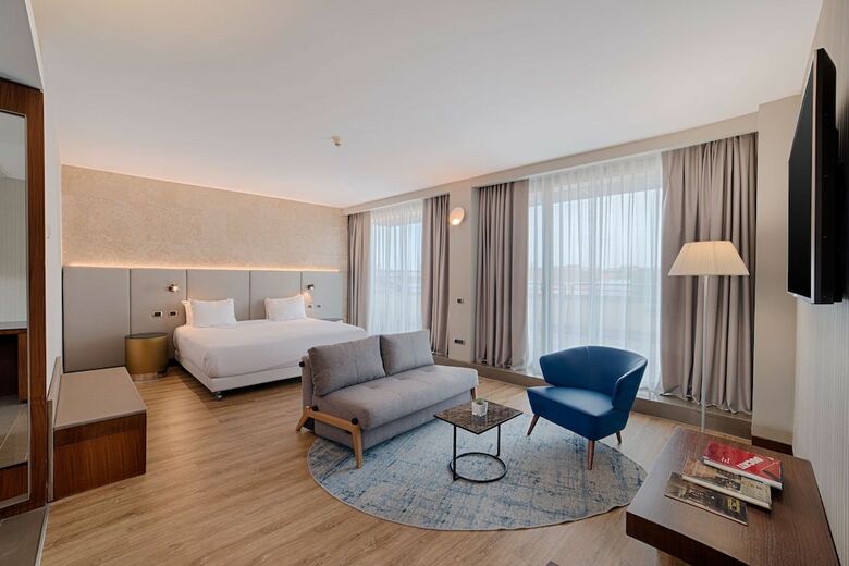 Hotel NH Bologna de La Gare