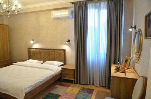 Rustaveli Besiki Apartments