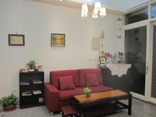 Bed & Breakfast Travelers Home