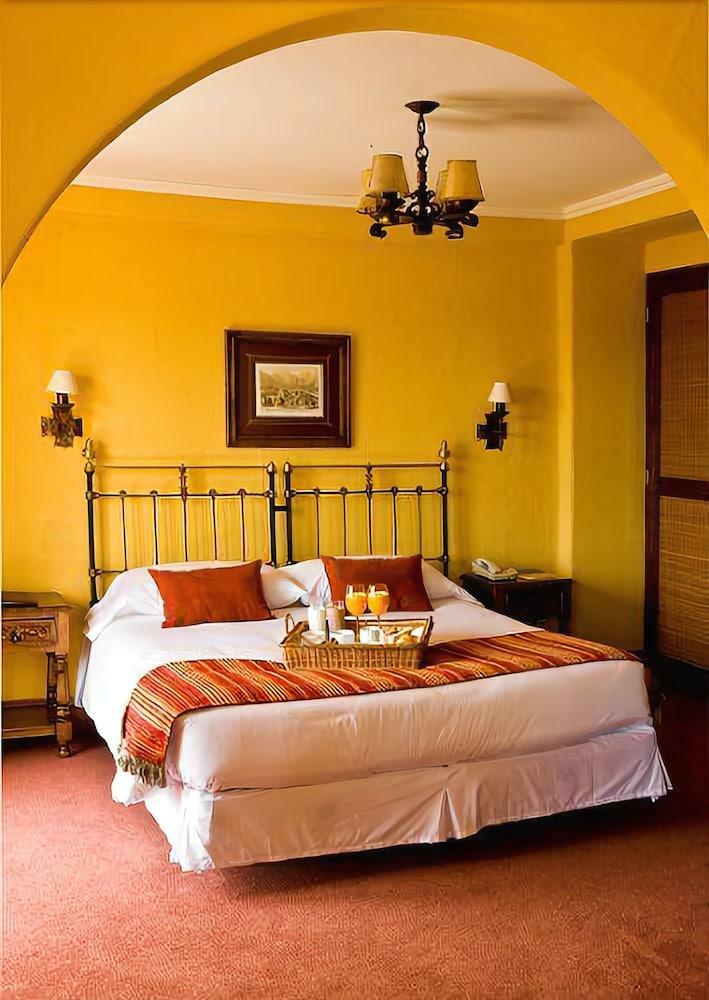 Hotel Santa Cruz Plaza