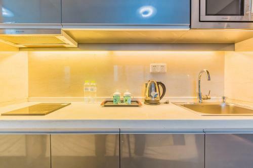 Binjiang Seven Service Apartment