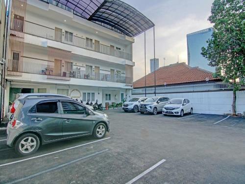 Hotel Oyo 90432 Family Residence