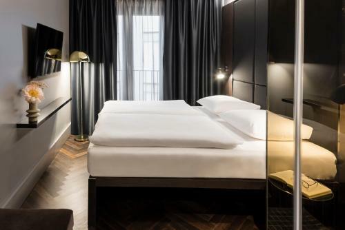 Hotel Romy By Amano