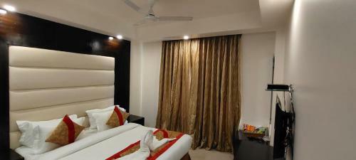 Hotel Benz International