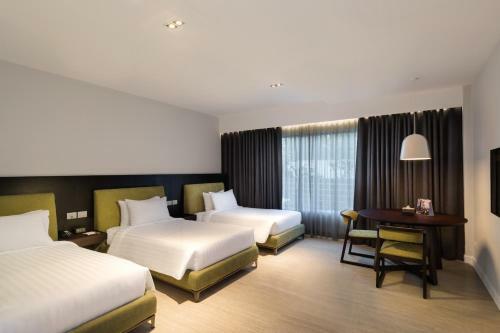 S Ram Leisure Hotel