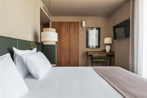 Hotel Exe Essenzia Porto