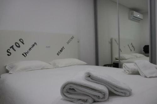 Apartamento 1br Flat In Trindade W/ AC By Metro Station