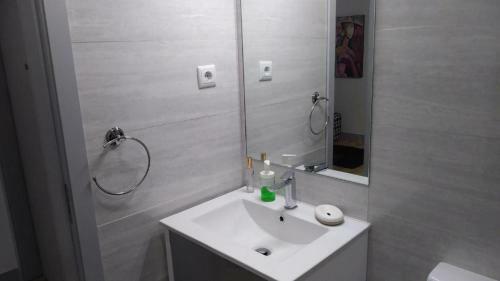 Apartamento 1br Flat In Trindade W/ AC By Metro Station