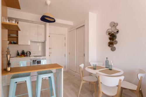Apartamento Oleholidays Romana Playa 223 Primera L�nea Playa