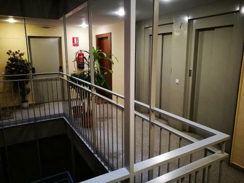 Apartamentos Suites Torr En Caja M�gica - Madrid