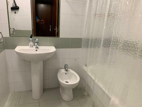 Apartamentos Suites Torr En Caja M�gica - Madrid