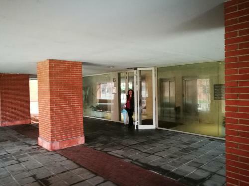 Apartamentos Suites Torr En Caja M�gica - Madrid
