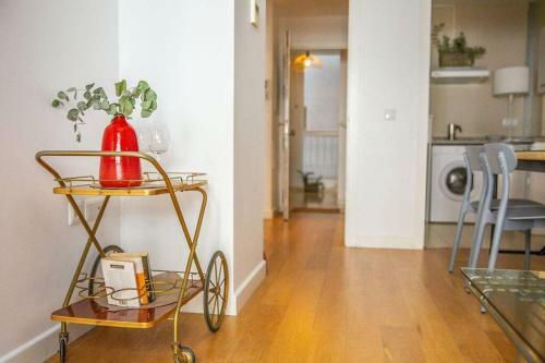 Apartamento Next To The Mushrooms, Bird Room.