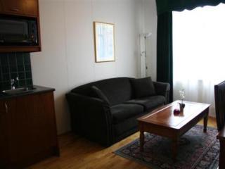 Luna Hotel Apartments