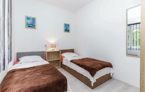 Two-bedroom Apartment In Novi Vinodolski