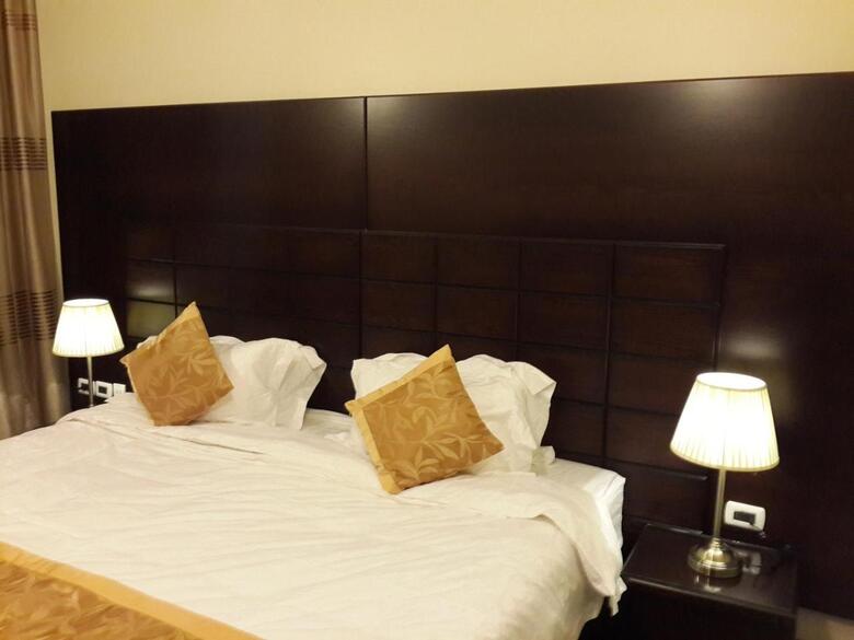 Al Thuraya Hotel