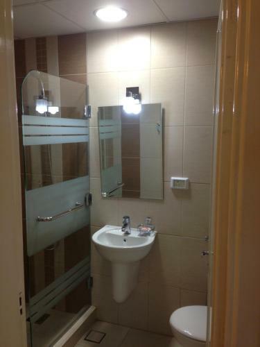Golden Palace Hotel Apartments
