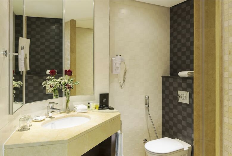 Corp Amman Hotel