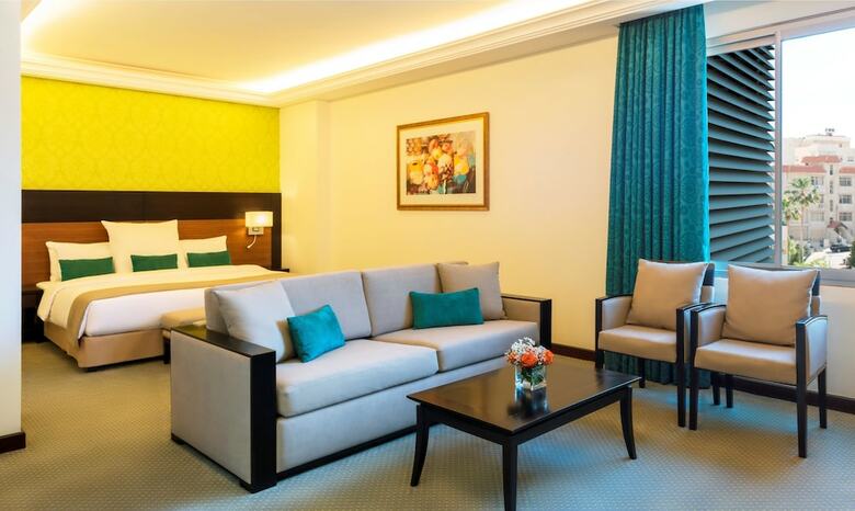 Corp Amman Hotel