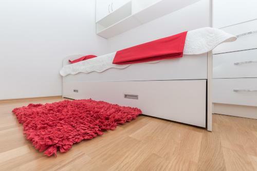Long Apartment