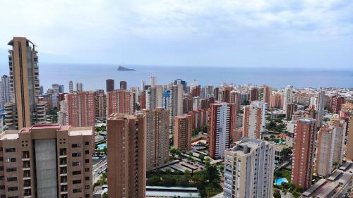 Lux Apartment - Floor 35