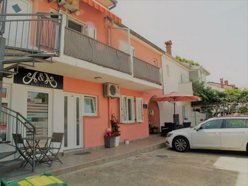 Andreas Apartment