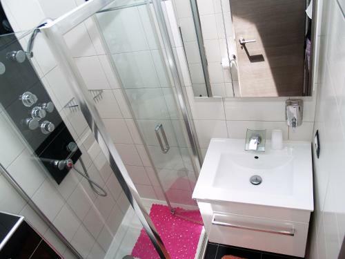 Andreas Apartment