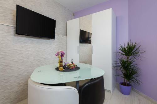 Bliss Apartments