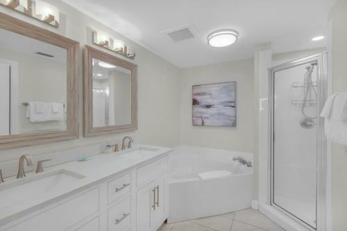 Brightly Furnished Beachfront Condominium
