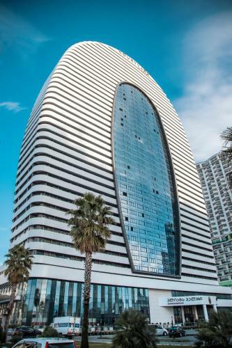 Gq Premium Apartments In Alliance Palace