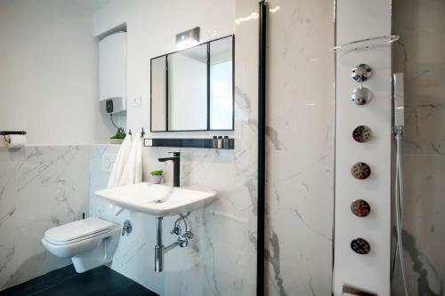 Hostal Riva Residence