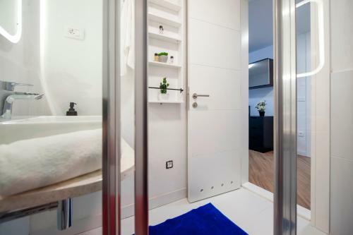 Hostal Riva Residence