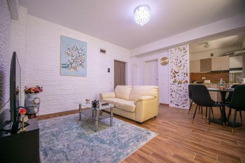 Two Steps Apartment