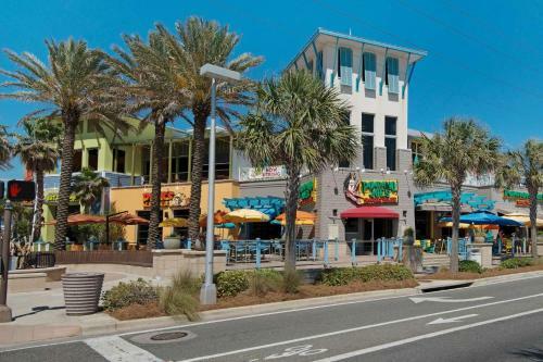 Laketown Wharf 1422