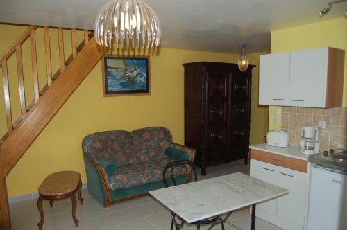 Maison D'une Chambre Avec Jardin Amenage Et Wifi A Cast