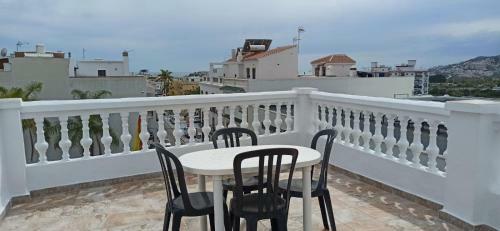 Apartamento En El Centro Con Terraza, Sm Para 2-4 Personas