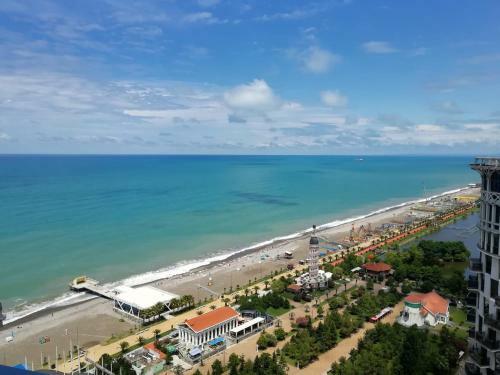 Sea To Sky Beachfront Apartment In Batumi