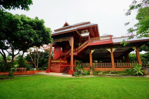 Hotel Romsak Lanna Resort Chiang Mai