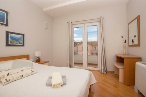 Apartments Romana