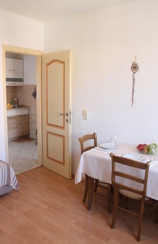 Apartments Luca