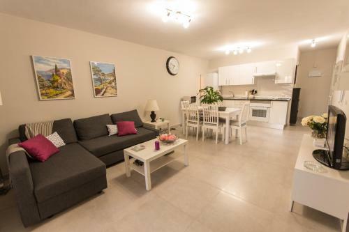 Luminoso Apart Mareverde