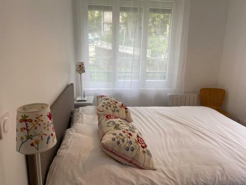 Apartamento L?�crin : Appartement Calme Et Confortable