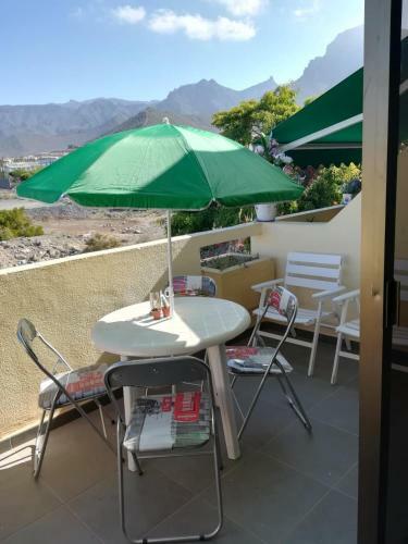 Beautiful Apartment In Residence Mare Verde