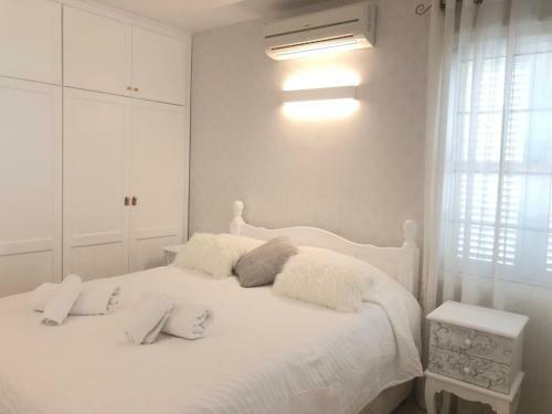 Seaside Luxurous Private 3 Bedroom Villa With Swimming Pool